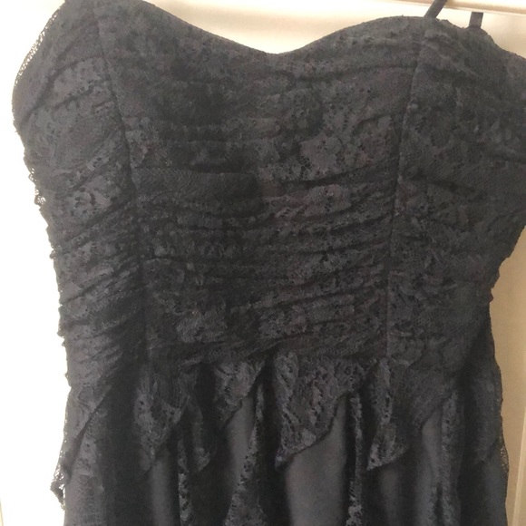 Le Chateau strapless black dress - Picture 2 of 4